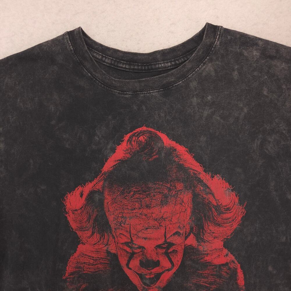 IT Movie Graphic Crew Neck Short Sleeve T Shirt Mens Size Small S Black Red